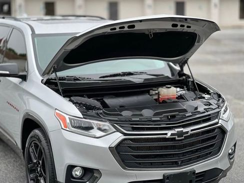 Used 2020 Chevrolet Traverse Premier w/ Redline Edition AWD/4WD image 44