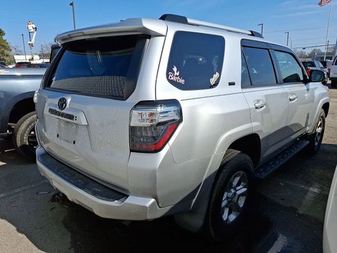 Used 2020 Toyota 4Runner SR5 Premium w/ Moonroof Package image 3