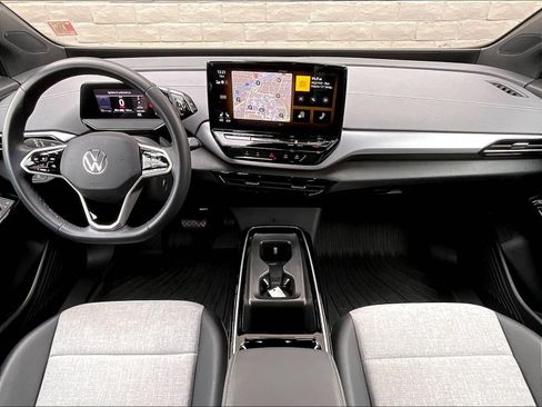 Certified 2023 Volkswagen ID.4 2WD image 14