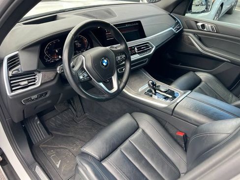 Used 2022 BMW X5 xDrive40i w/ Premium Package AWD/4WD image 17