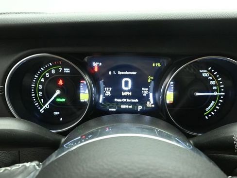 Used 2021 Jeep Wrangler Unlimited Sahara w/ Cold Weather Group AWD/4WD image 15