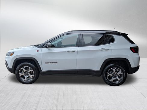 Used 2022 Jeep Compass Trailhawk w/ Trailhawk Convenience Group AWD/4WD image 4