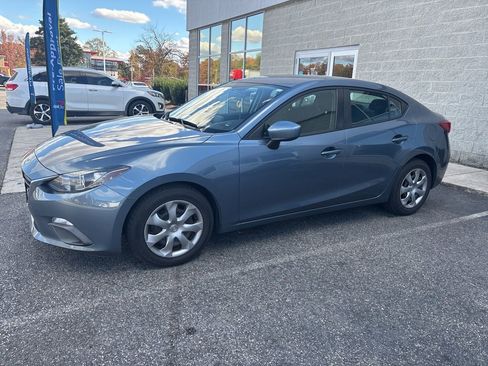 Used 2015 MAZDA MAZDA3 i Sport image 2
