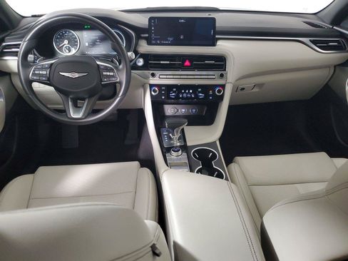 Used 2025 Genesis G70 2.5T RWD image 13