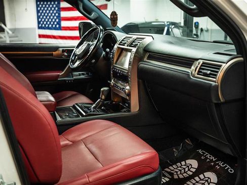 Used 2021 Lexus GX 460 Premium image 12