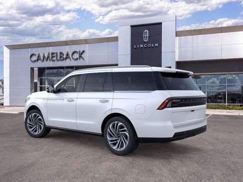 New 2026 Lincoln Navigator Reserve AWD/4WD image 29