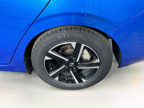 Used 2024 Nissan Sentra SV image 11