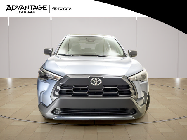 Used 2026 Toyota Corolla Cross L AWD/4WD image 3
