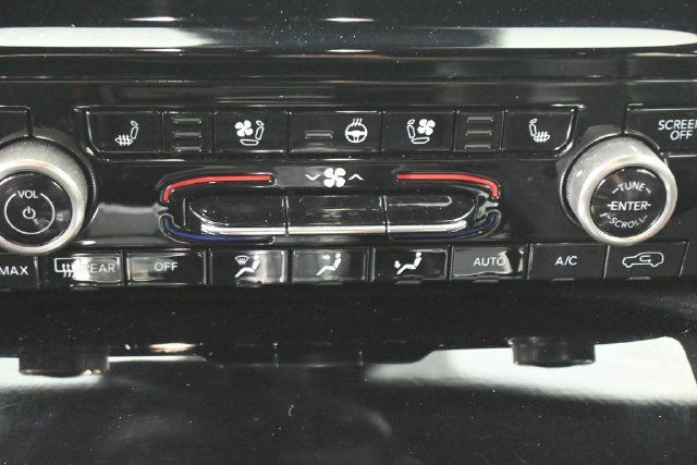 Used 2021 Jeep Grand Cherokee L Overland w/ Luxury Tech Group IV AWD/4WD image 33