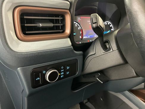 Used 2022 Ford Maverick Lariat w/ Lariat Luxury Package FWD image 17