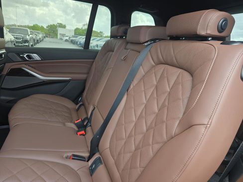New 2026 BMW X7 xDrive40i w/ Executive Package image 12