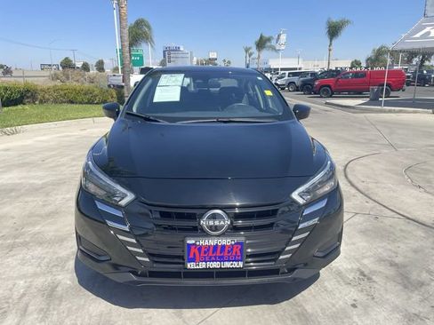 Used 2025 Nissan Versa SV FWD image 3