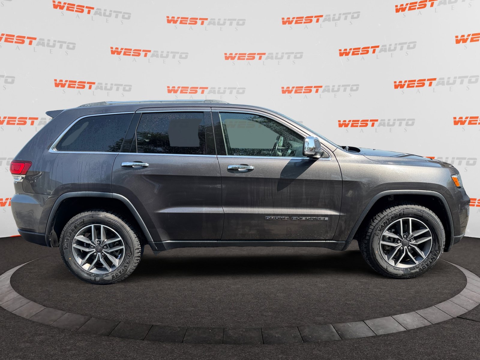 Used 2020 Jeep Grand Cherokee Limited w/ Luxury Group II AWD/4WD image 6