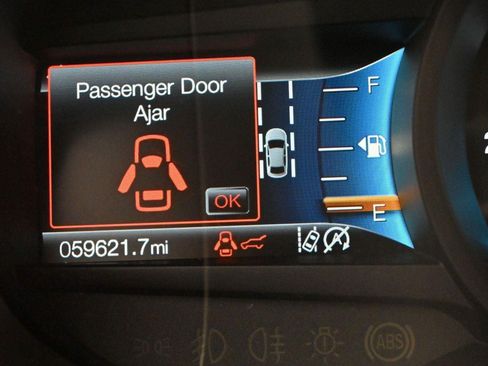 Used 2022 Ford Edge Titanium AWD/4WD image 23