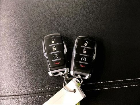 Used 2019 RAM 1500 Big Horn image 34