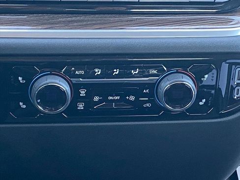 New 2026 Chevrolet Silverado 3500 LT image 12