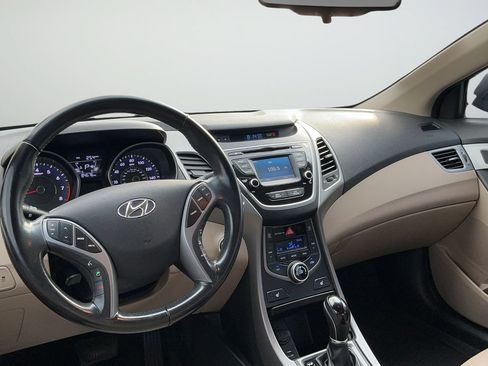 Used 2016 Hyundai Elantra Limited FWD image 16