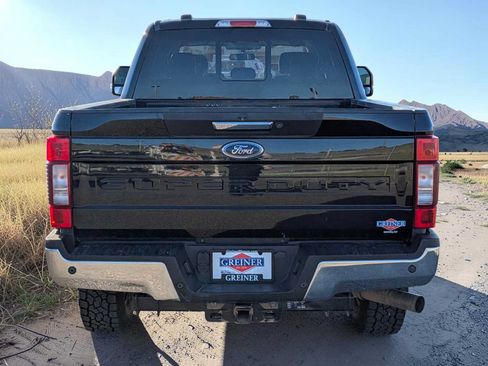 Used 2020 Ford F250 Lariat w/ Lariat Value Package AWD/4WD image 5