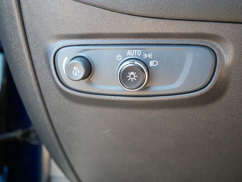 Used 2022 Chevrolet Equinox LT AWD/4WD image 26