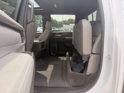 Used 2024 GMC Sierra 2500 SLT w/ SLT Premium Package AWD/4WD image 36