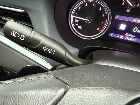 Used 2021 Buick Enclave Essence w/ Sport Touring Edition FWD image 10