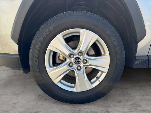 Used 2020 Toyota RAV4 XLE w/ All Weather Liner Package AWD/4WD image 9