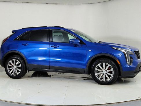 Used 2021 Cadillac XT4 Sport w/ Cold Weather Package image 8