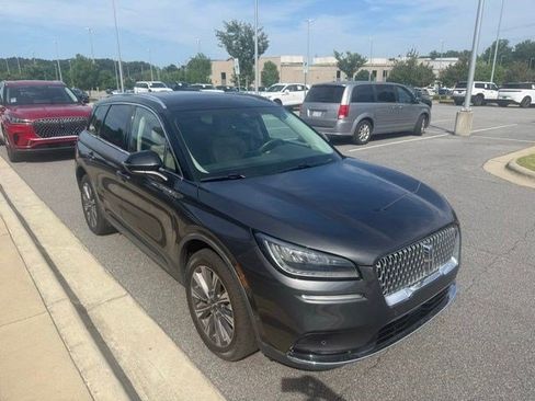 Used 2020 Lincoln Corsair Reserve FWD image 4