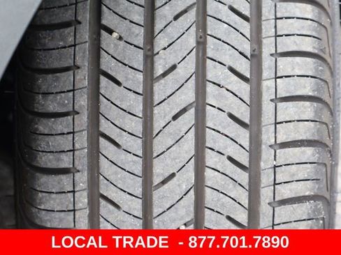 Used 2024 Volkswagen Jetta SE FWD image 12