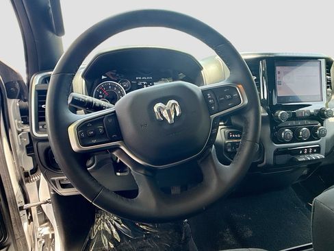 Used 2025 RAM 1500 Big Horn AWD/4WD image 11