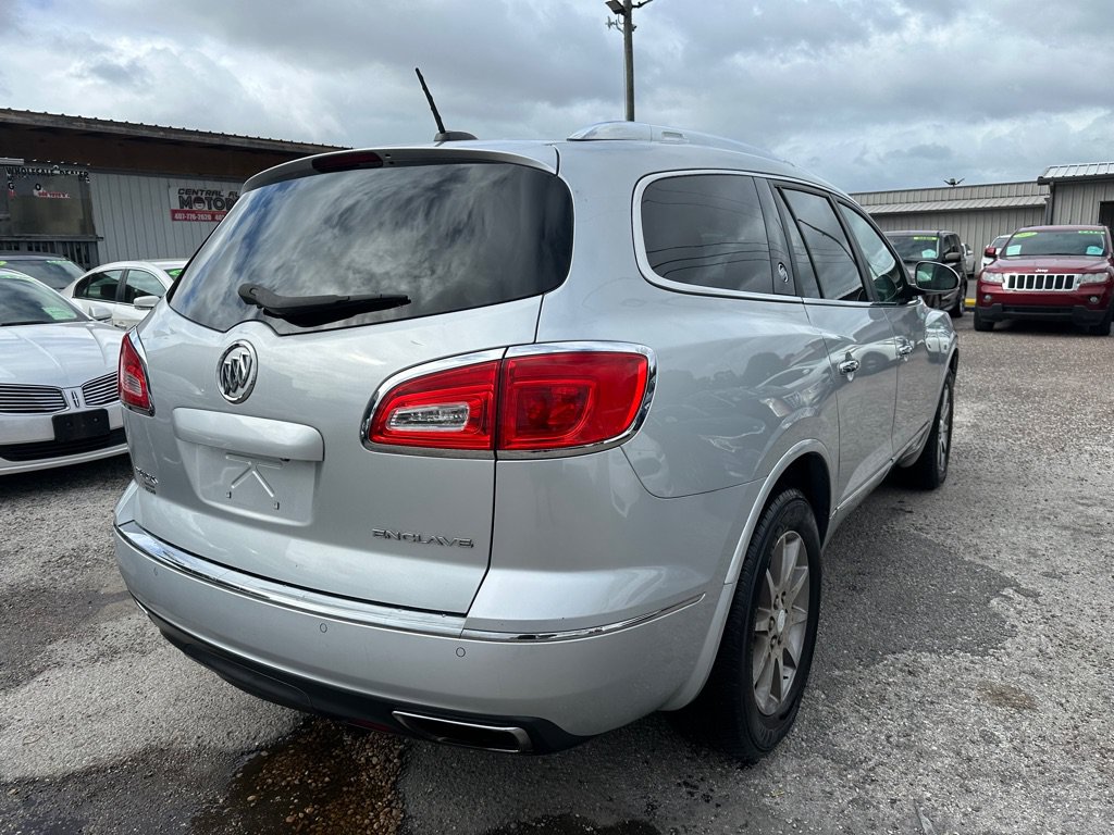 Used 2016 Buick Enclave Leather FWD image 2