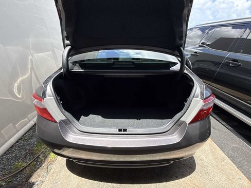 Used 2015 Toyota Camry LE FWD image 23