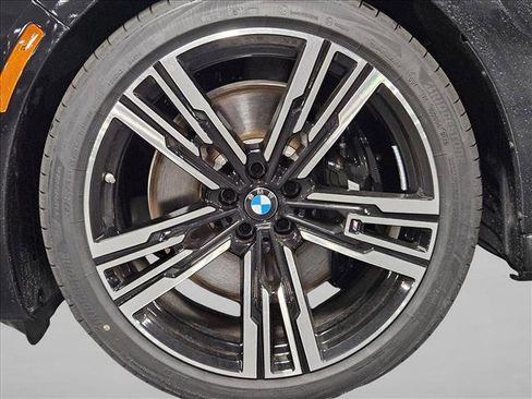 New 2026 BMW 740i RWD image 16
