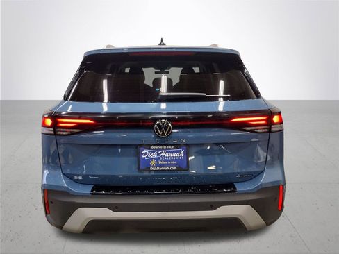 New 2026 Volkswagen Tiguan SE image 11