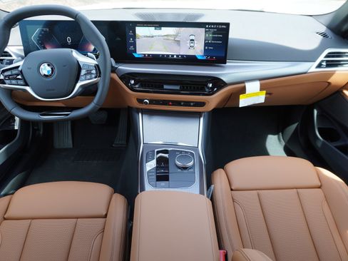 New 2025 BMW 330i Sedan w/ Convenience Package image 3