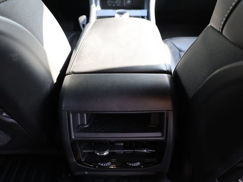 Used 2025 Jeep Grand Cherokee Limited w/ Black Appearance Package RWD image 25