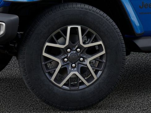 New 2025 Jeep Wrangler Unlimited Sahara AWD/4WD image 8
