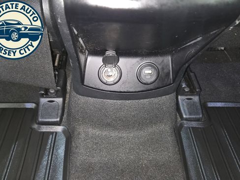 Used 2022 Kia Sorento EX w/ Panoramic Sunroof Package AWD/4WD image 30