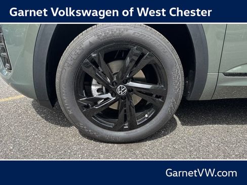 New 2026 Volkswagen Atlas Cross Sport SEL R-Line AWD/4WD image 26