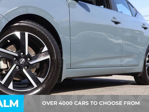 Used 2024 Nissan Sentra SV image 3