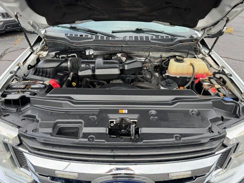 Used 2017 Ford F250 XLT AWD/4WD image 21