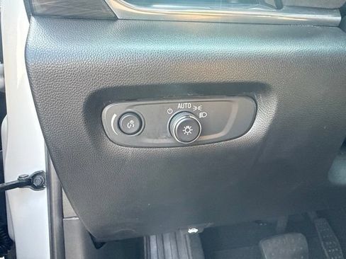 Used 2023 Chevrolet Traverse High Country w/ LPO, Floor Liner Package FWD image 26