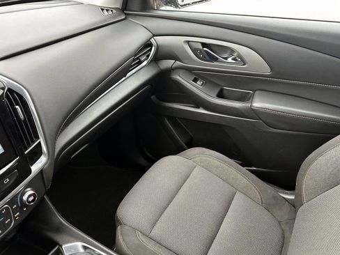 Used 2019 Chevrolet Traverse LT image 27
