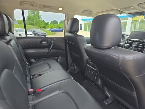 Used 2022 Nissan Armada SV RWD image 16