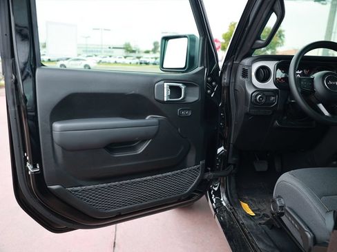 New 2026 Jeep Wrangler Unlimited Sport AWD/4WD image 11