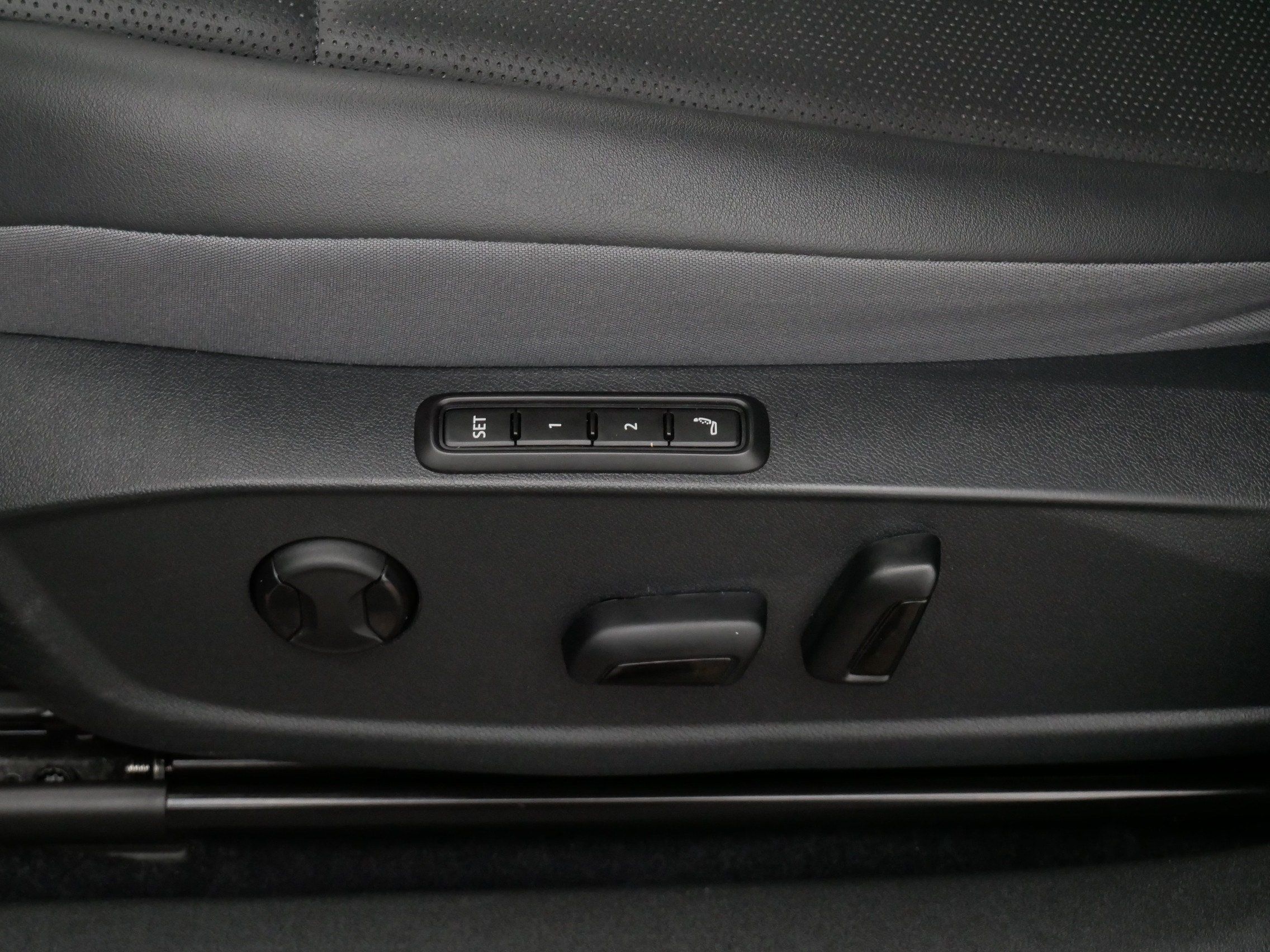 Certified 2023 Volkswagen ID.4 Pro S AWD/4WD image 20