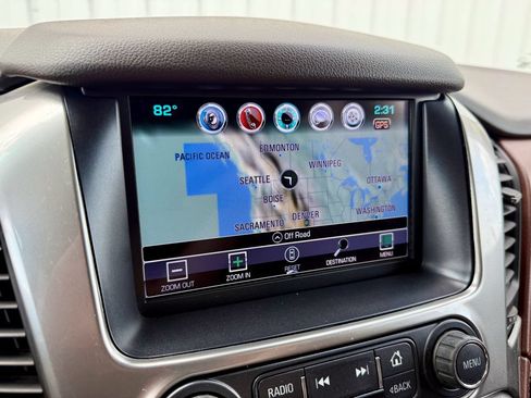 Used 2017 Chevrolet Tahoe Premier AWD/4WD image 31