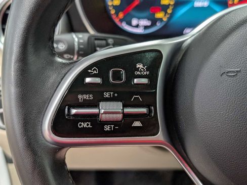 Certified 2021 Mercedes-Benz GLC 300 4MATIC image 33