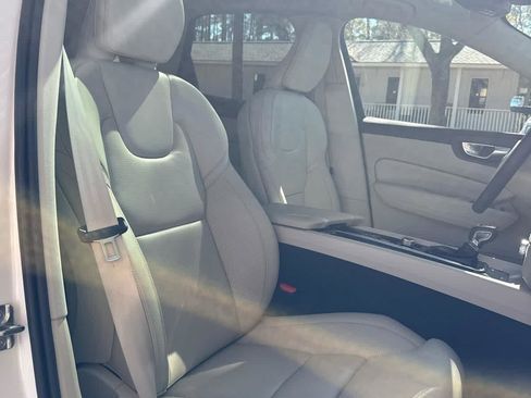 Used 2021 Volvo XC60 T5 Inscription w/ Advanced Package image 16