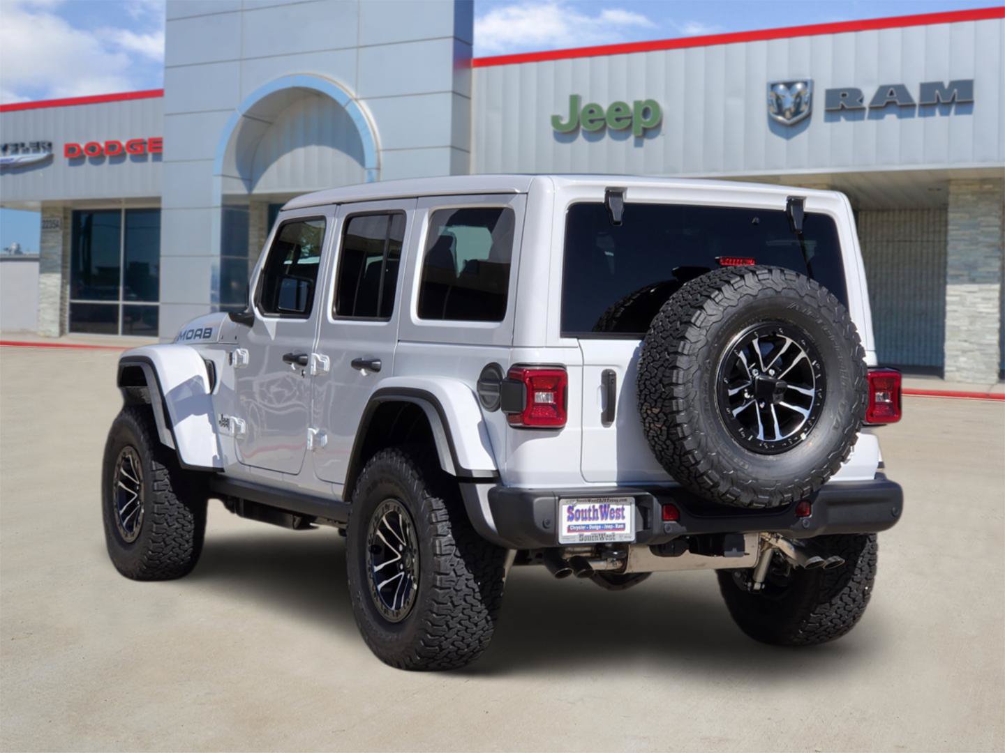 New 2027 Jeep Wrangler Unlimited Rubicon 392 AWD/4WD image 4